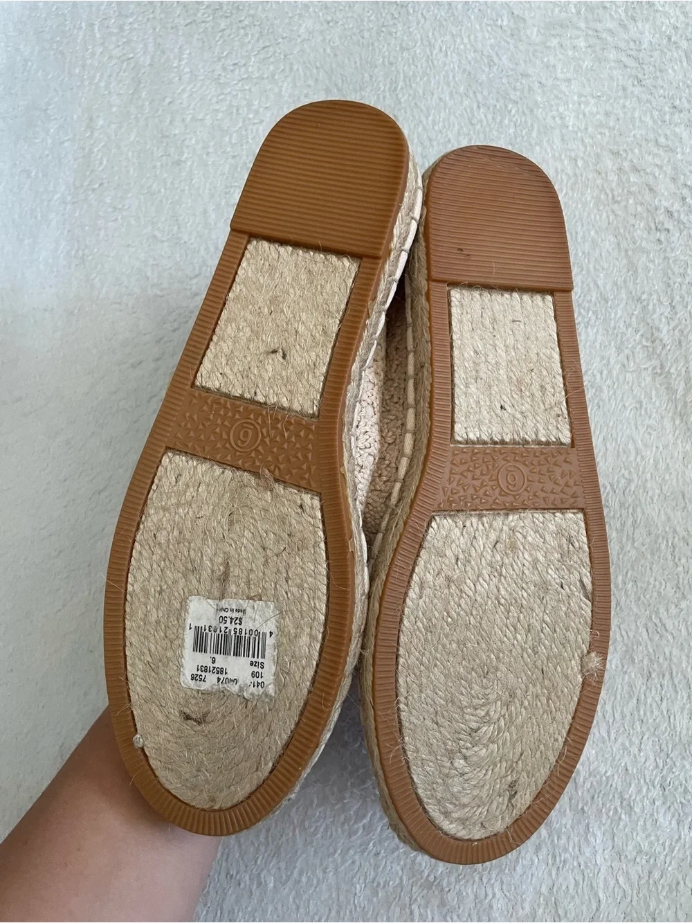 American Eagle Outfitters Women's size 6 Cream Crochet Slip-On Flats